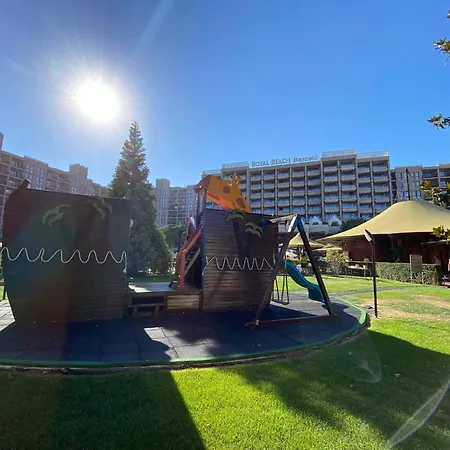 Royal - Private - Center Of Sunny Апартаменты *