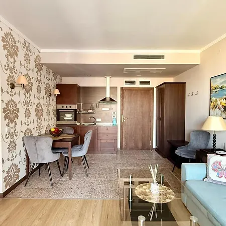 Апартаменты Royal - Private - Center Of Sunny *