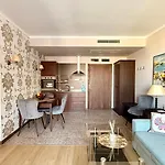 Daire Royal - Private - Center Of Sunny *