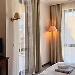 Royal - Private - Center Of Sunny Daire