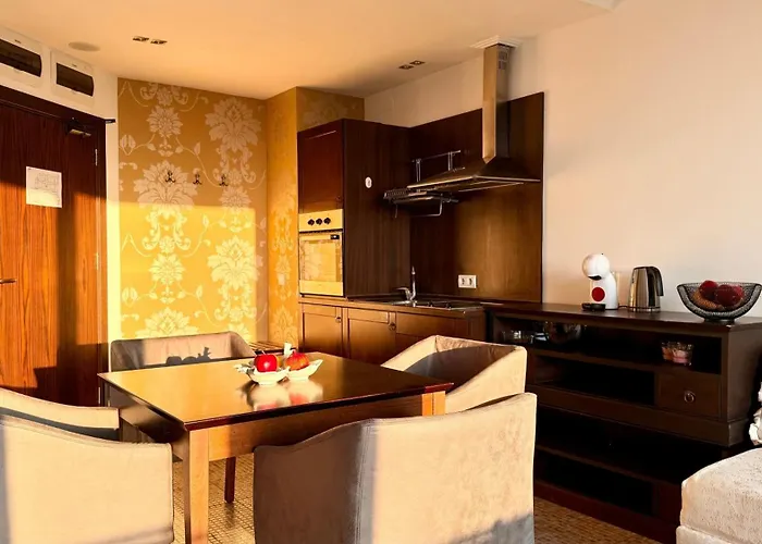 Royal - Private - Center Of Sunny סאני ביץ'